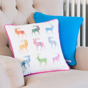 *END OF LINE SALE* SQUARE COTTON CUSHION - Nine Stag Design (Pink Piping) SP23