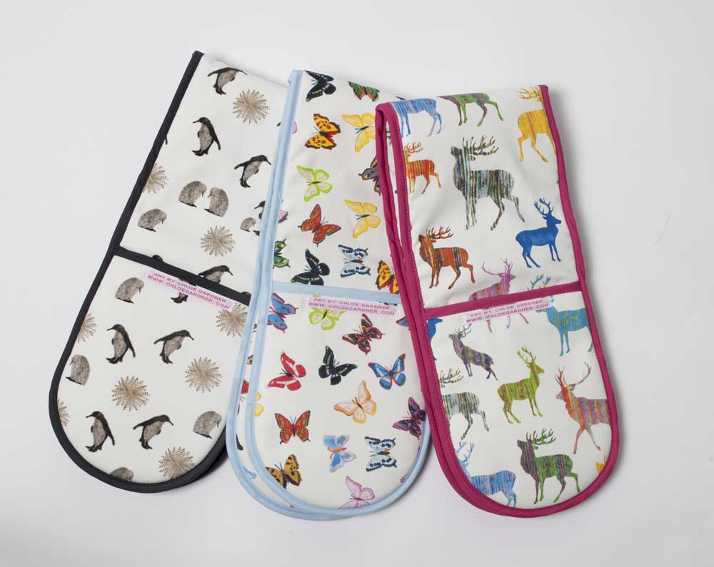 OVEN GLOVES