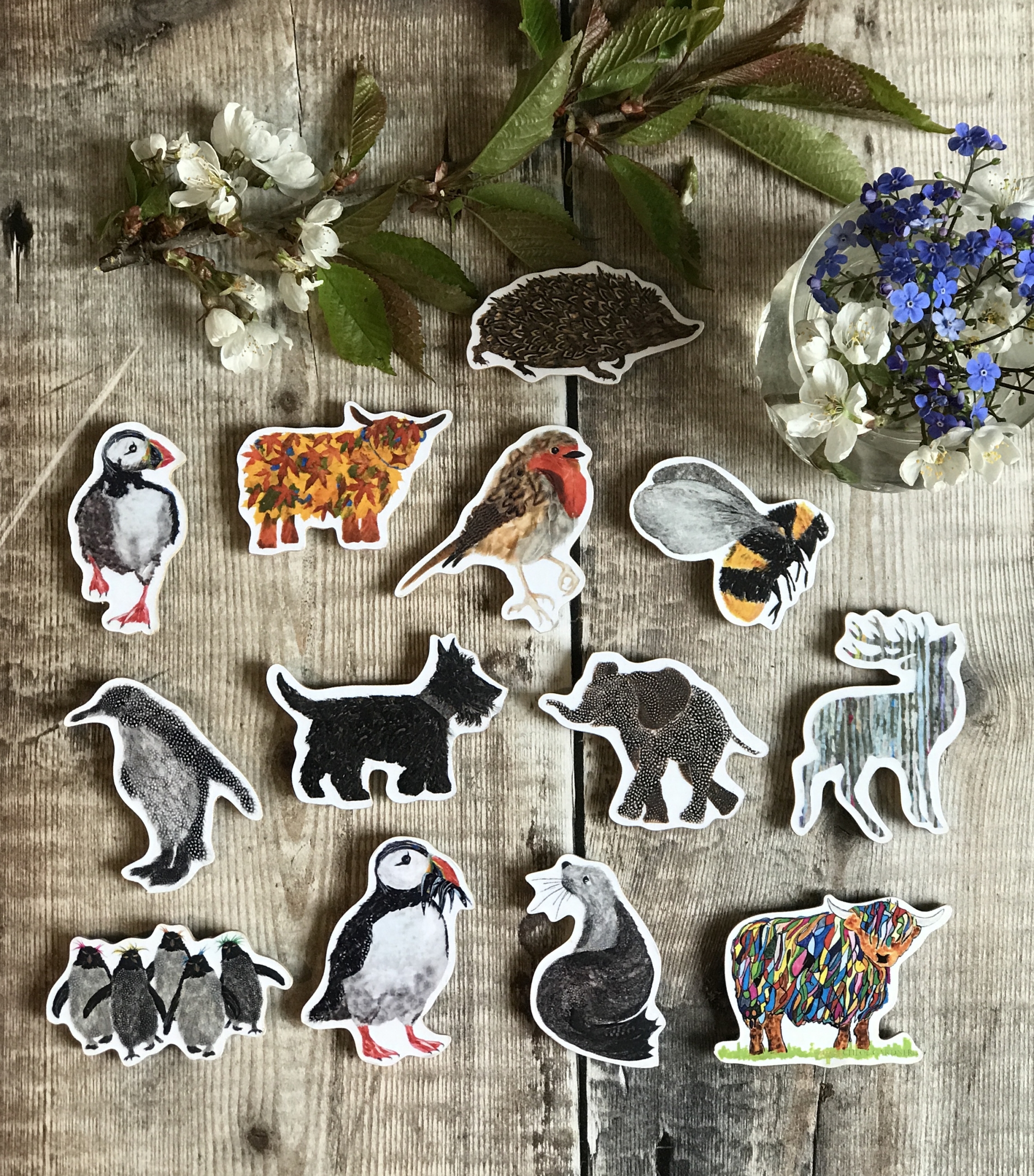 MAGNETS & KEYRINGS