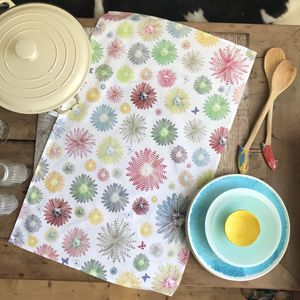 TEA TOWEL IN A GIFT BAG - Colourful Feather Rounds