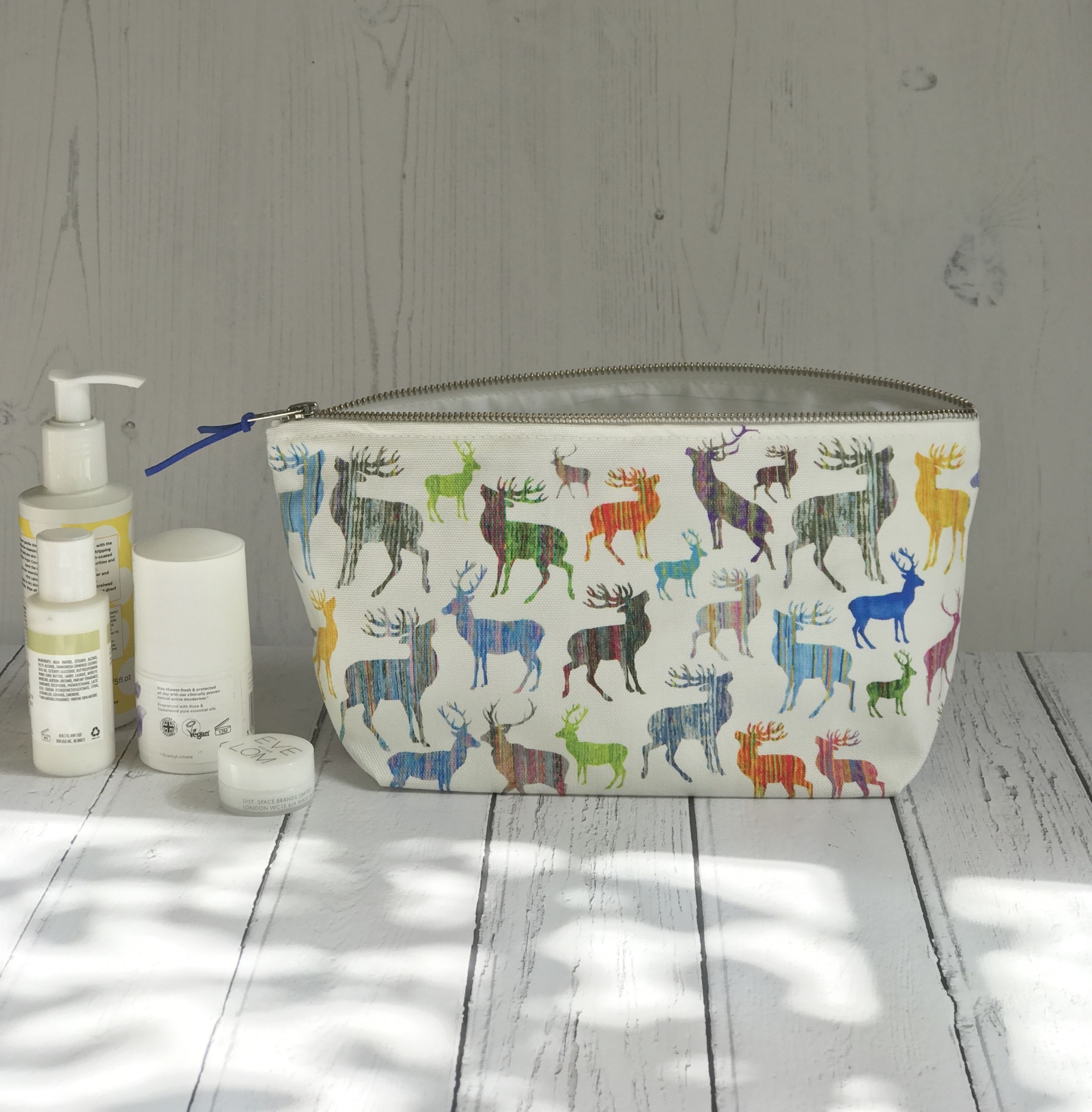 WASH BAG TYPE 1 STAGS SIDE A