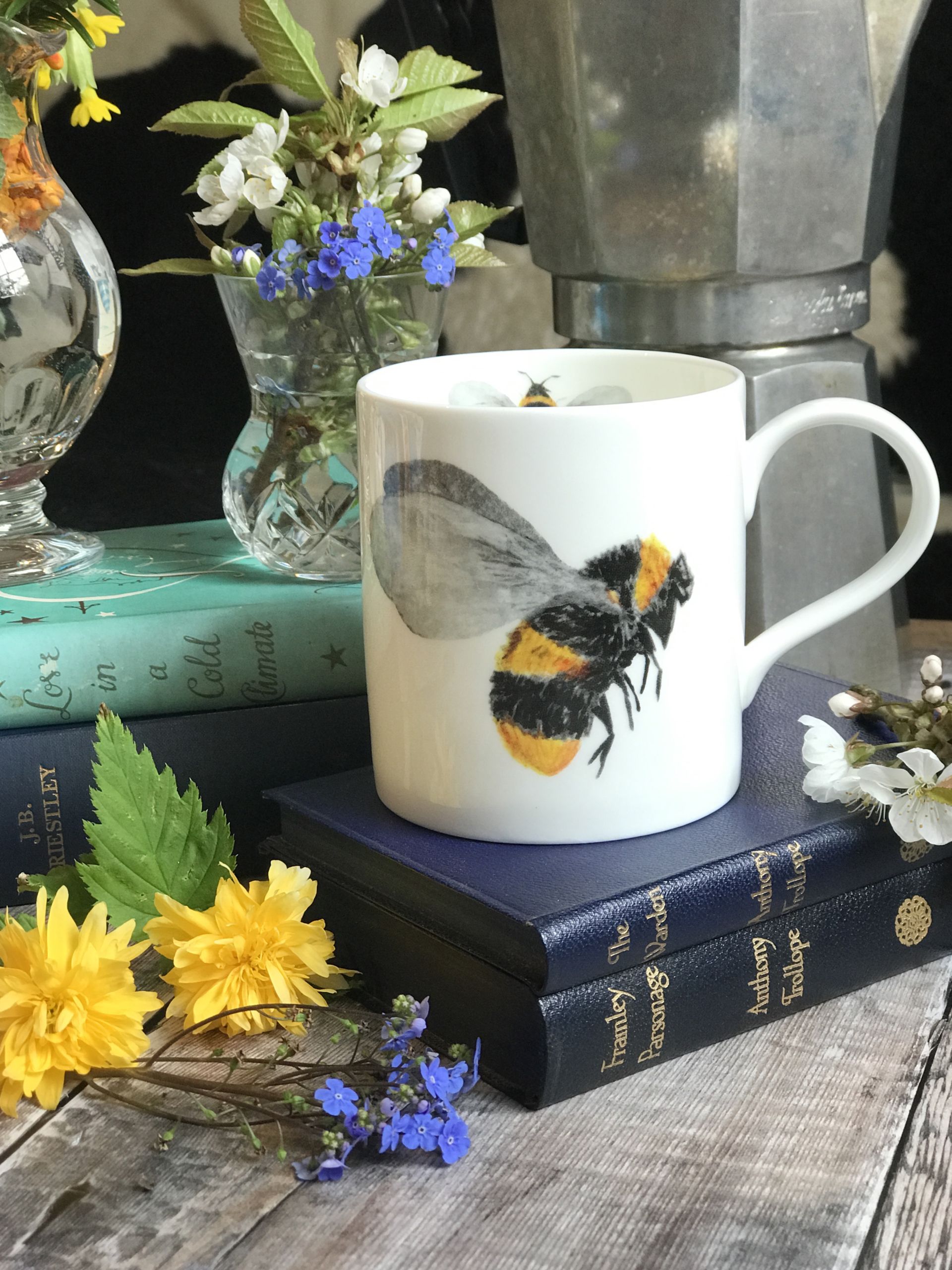 Mug pop bee A