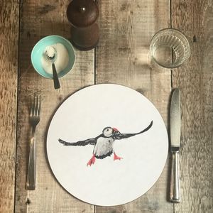 ROUND TABLEMAT - Flying Puffin