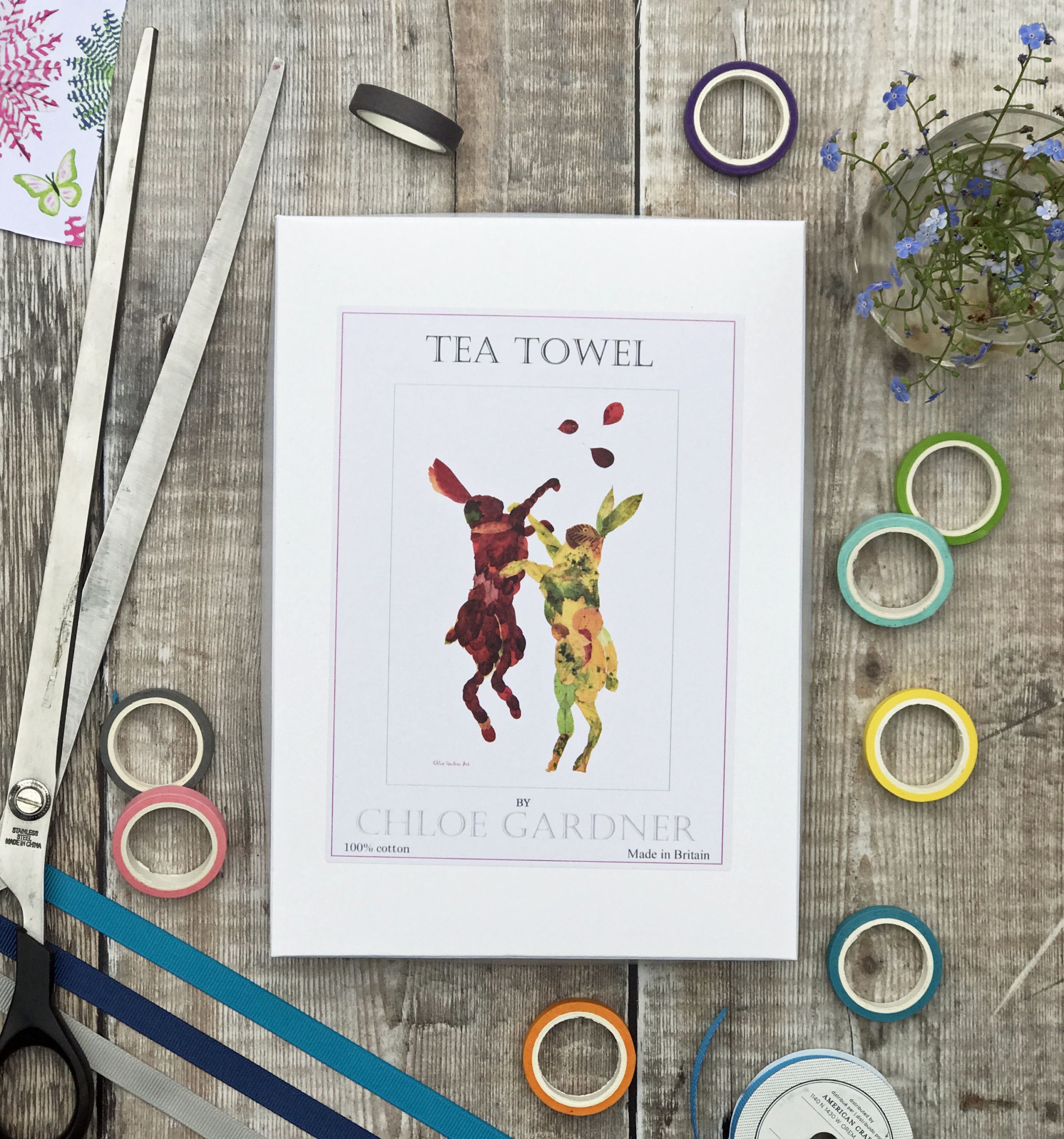 TEATOWEL BOXED LEAF HARES