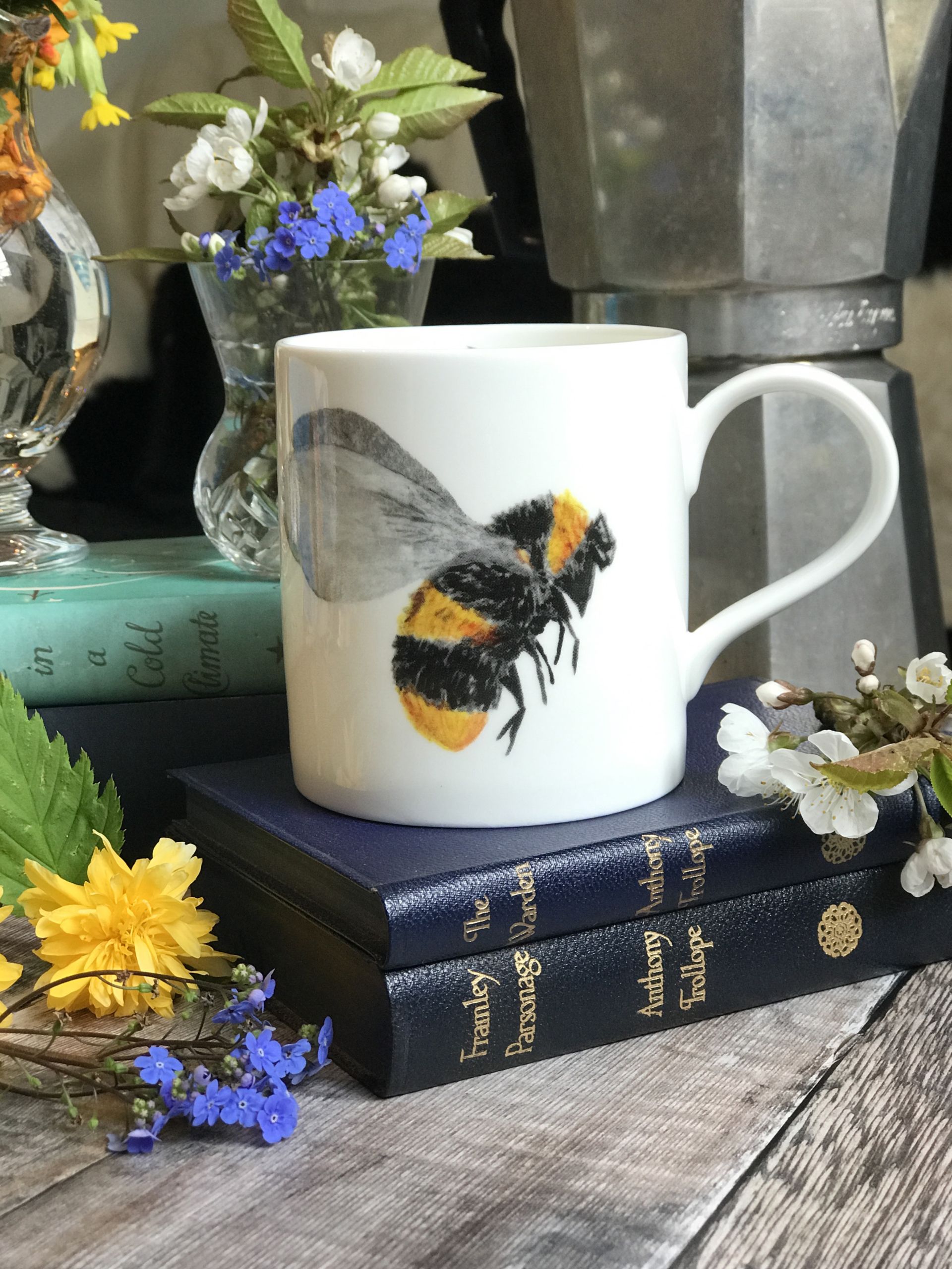mug pop bee c