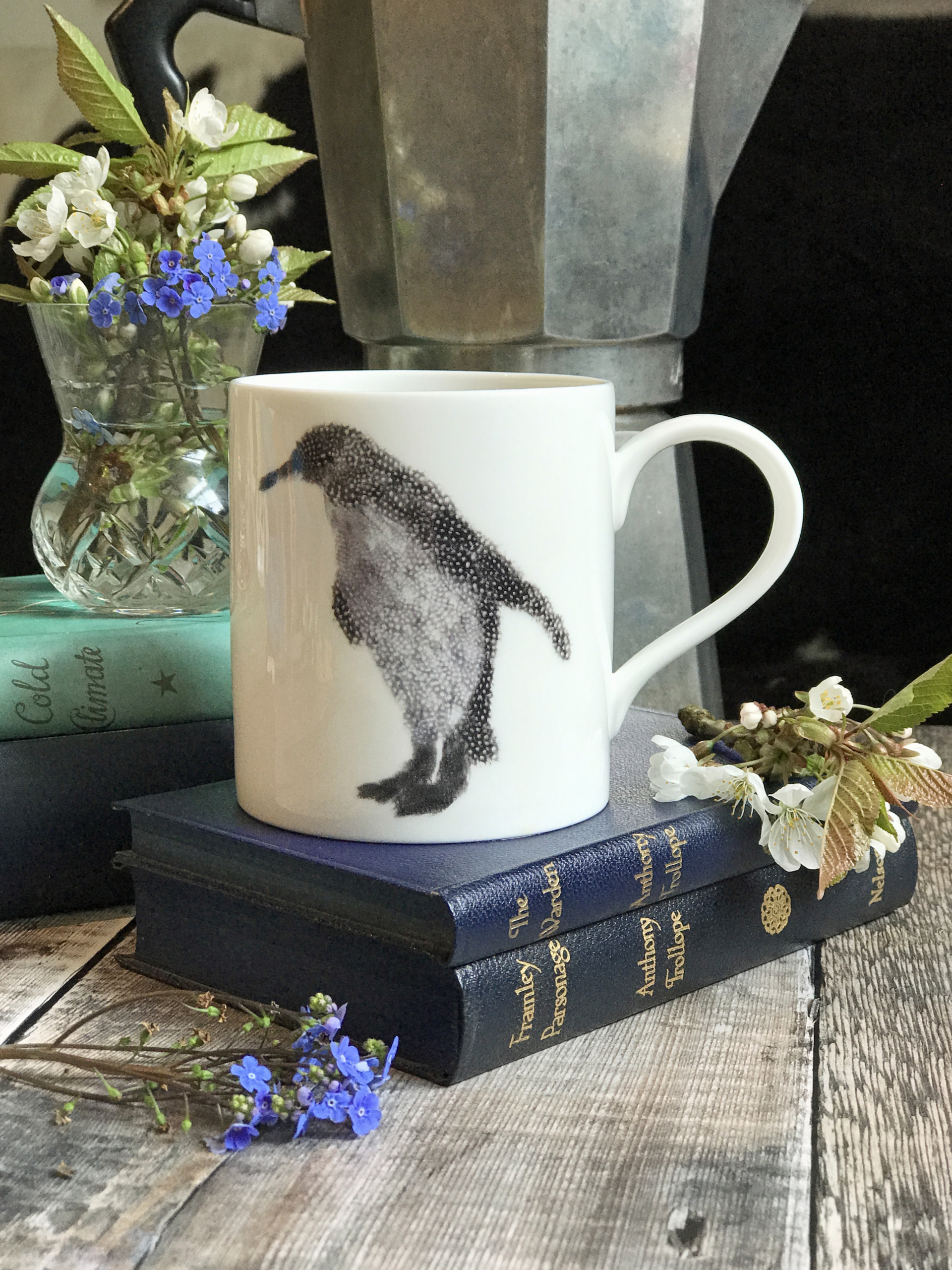 mug pop penguin b