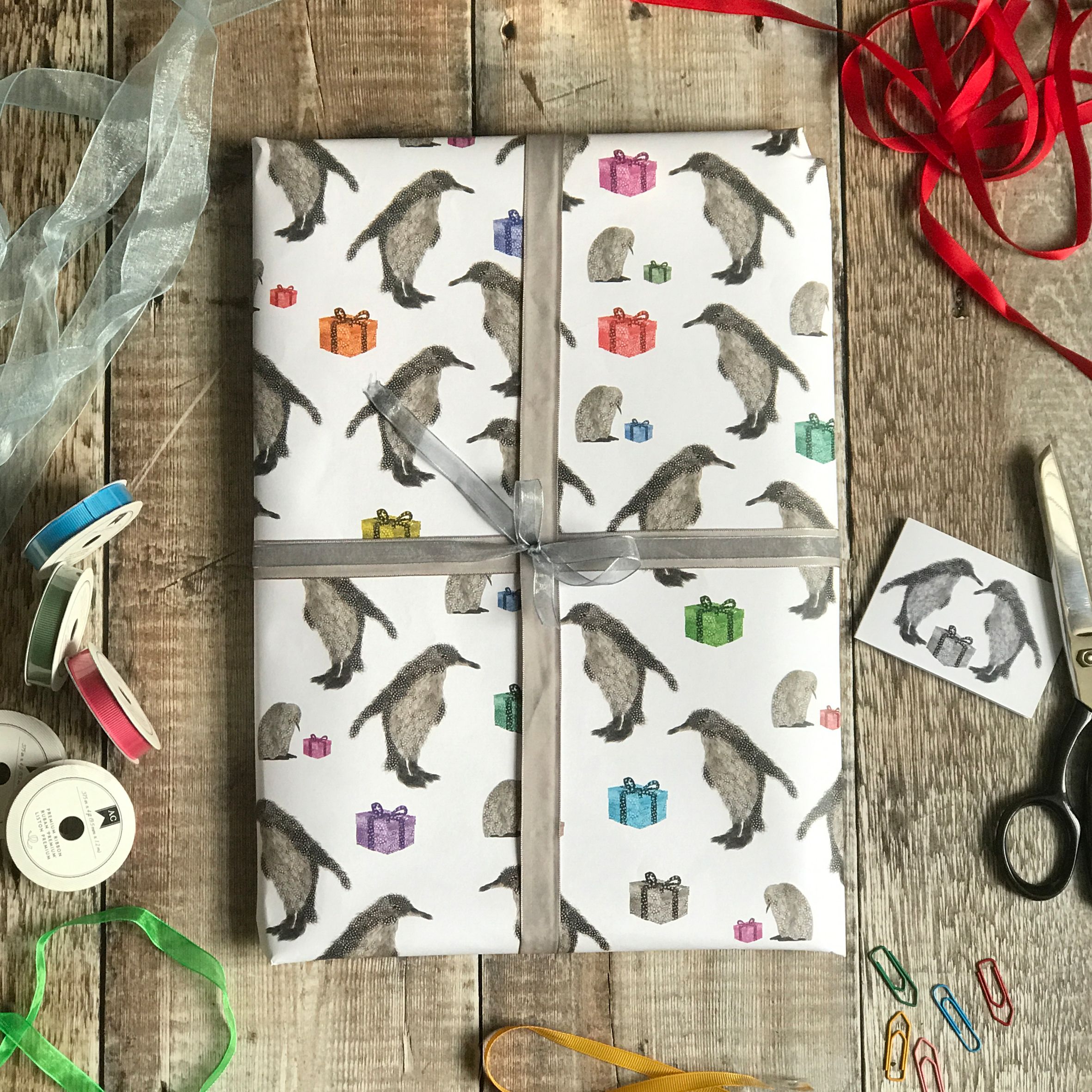WRAPPING PAPER - Large Penguins Design - 5 sheets