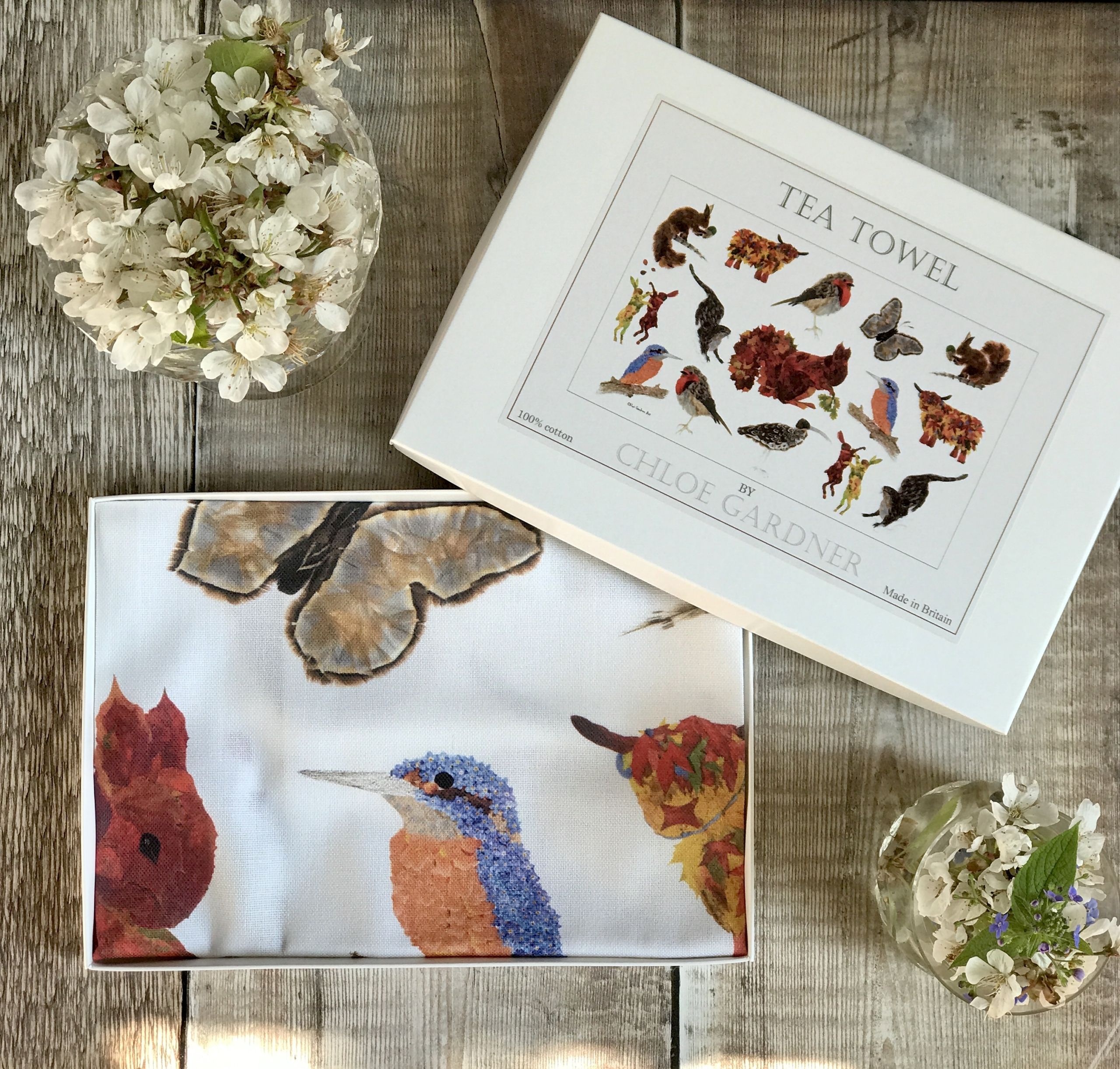 A GIFT BOXED TEA TOWEL - Feather & Leaf Animal Medley design