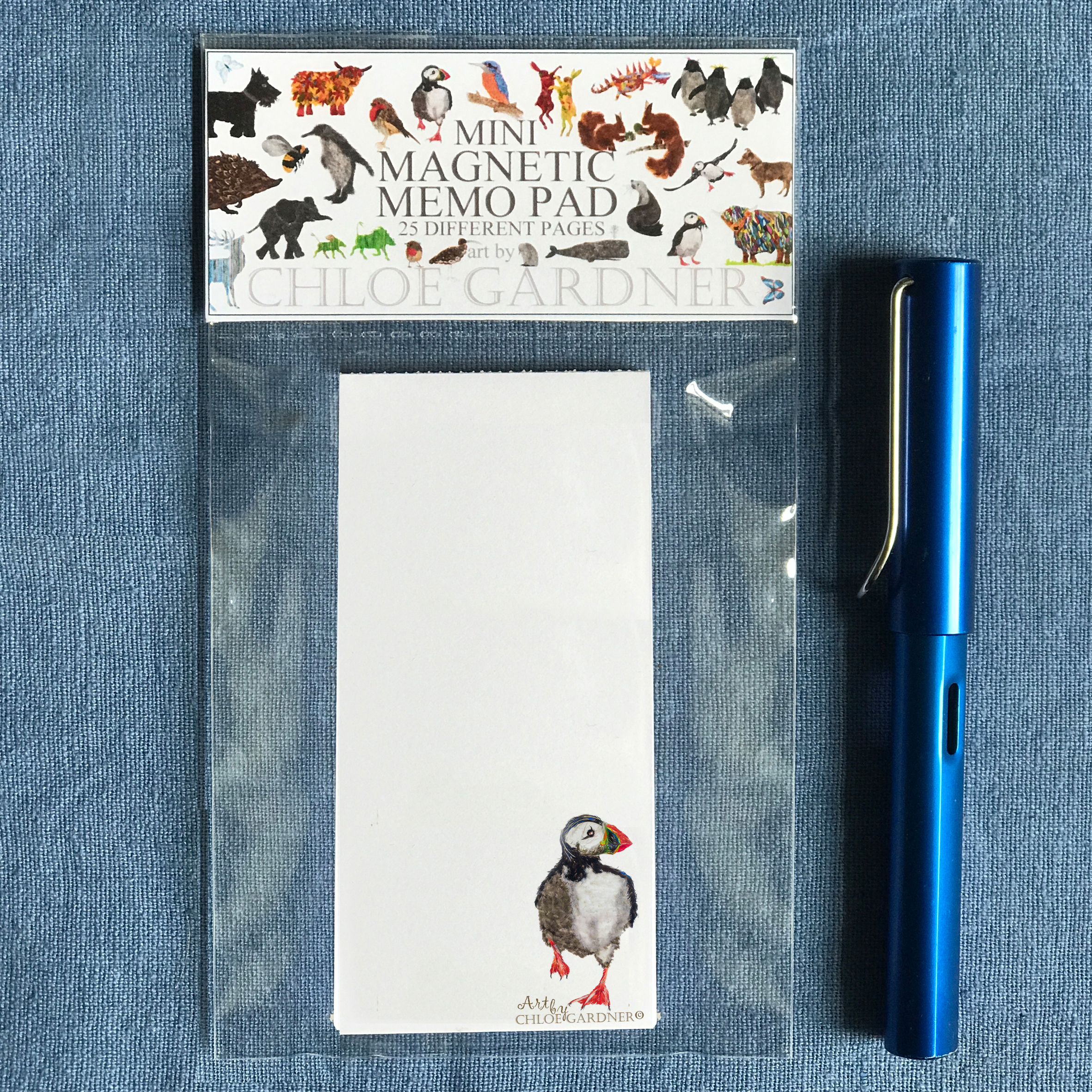Magnetic Memo Pad- Top sheet Running Puffin Design