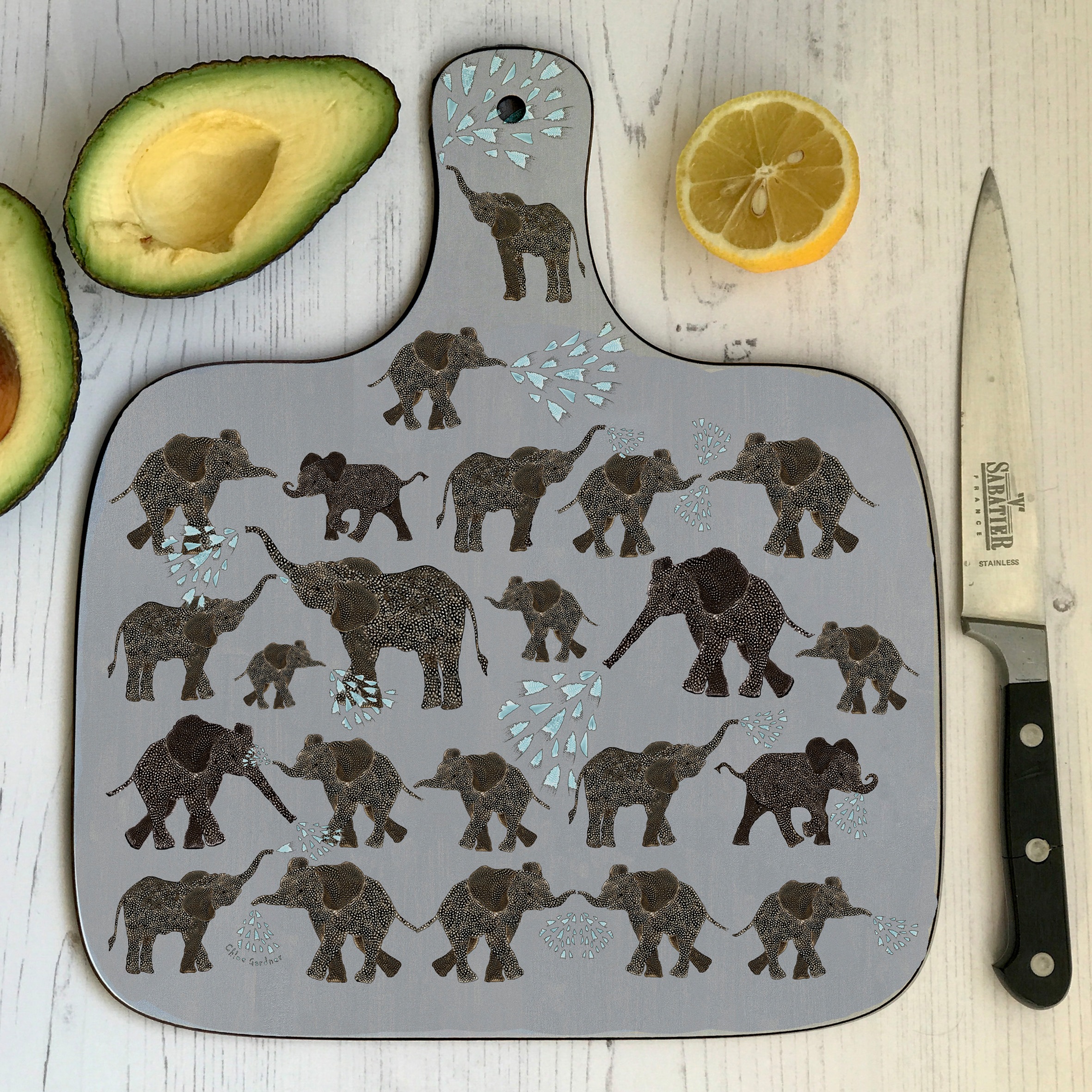 chopping board medium eles on grey