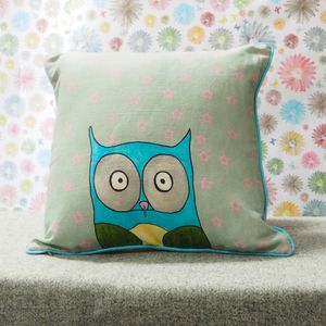 SQUARE CUSHION - Owl on Grey with Pink Stars Avail R1F5 04/25