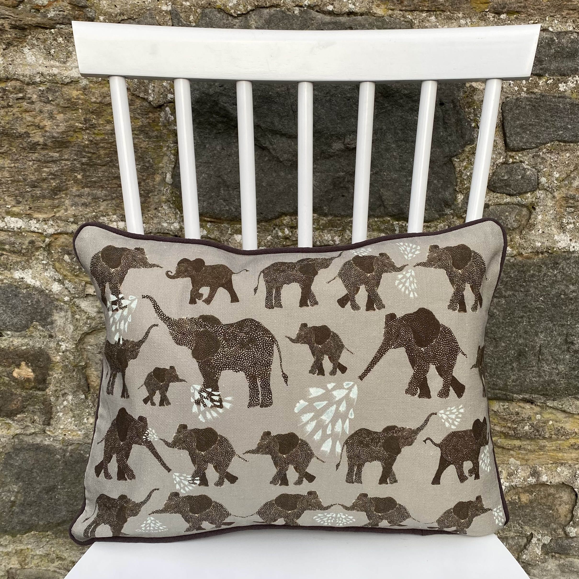 1mb white chair cushion eles on grey oblong