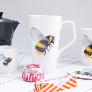 Large China Bee Latte mug with Bee design, perfect for Lattes