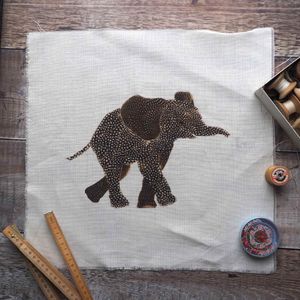 LINEN CUSHION /BAG PANEL- sew your own - ELEPHANT FACING RIGHT (SP23)