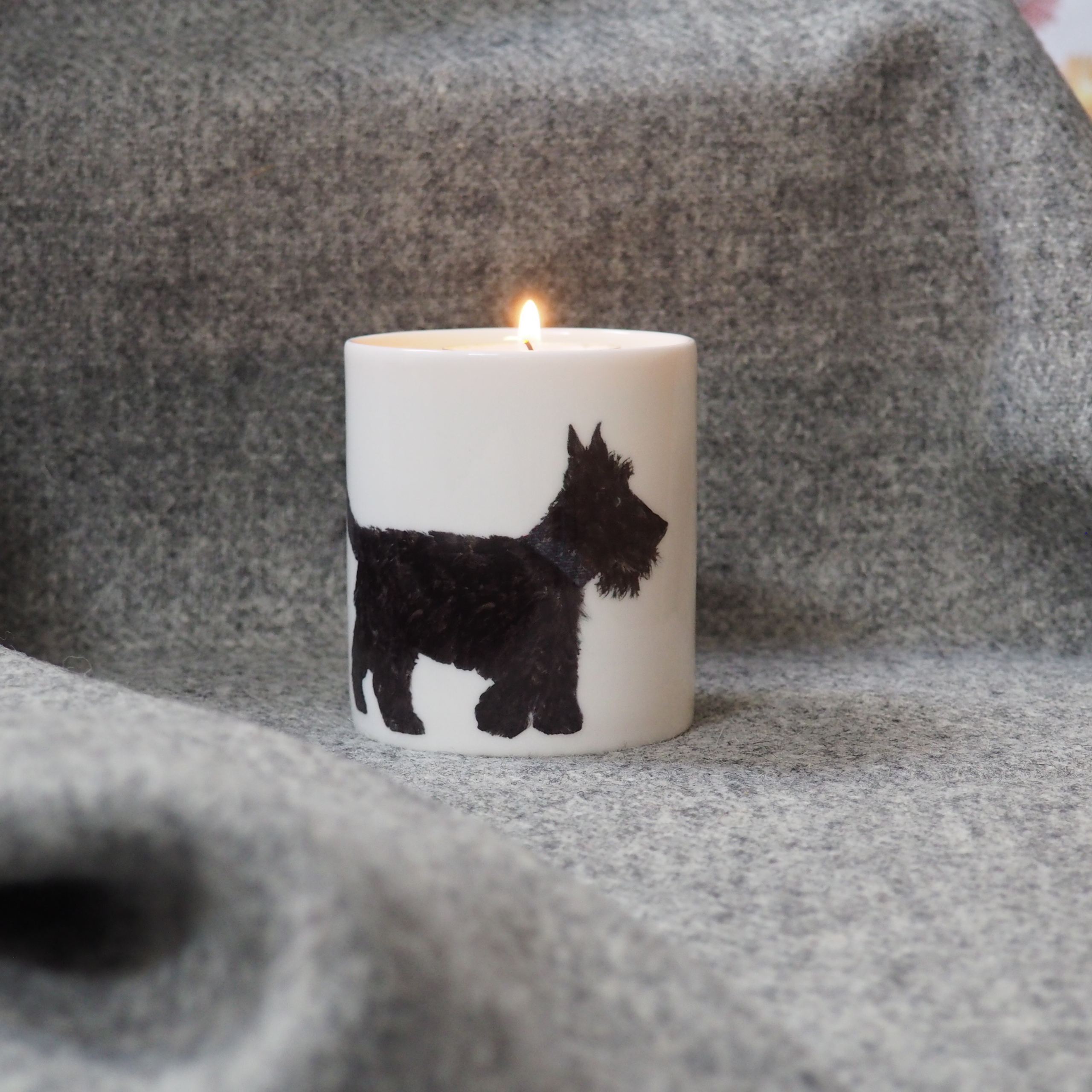 CANDLE - Large Scottie Dog Hand poured ceramic pot Candle in a gift box