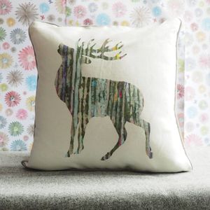 SQUARE CUSHION - Silver Stag facing left  (Avail R5F19 04/25)