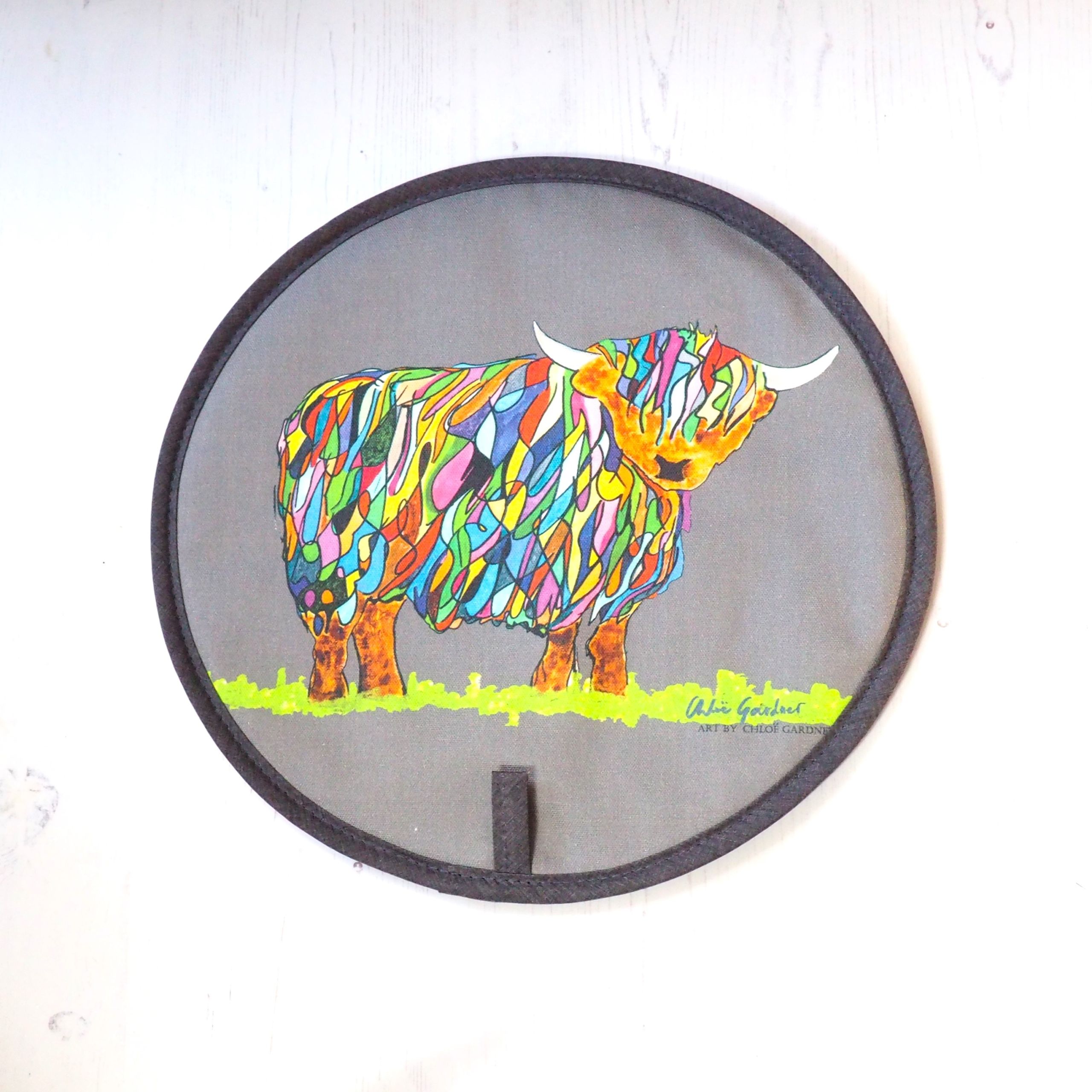 Bright Highland Cow Aga Cover